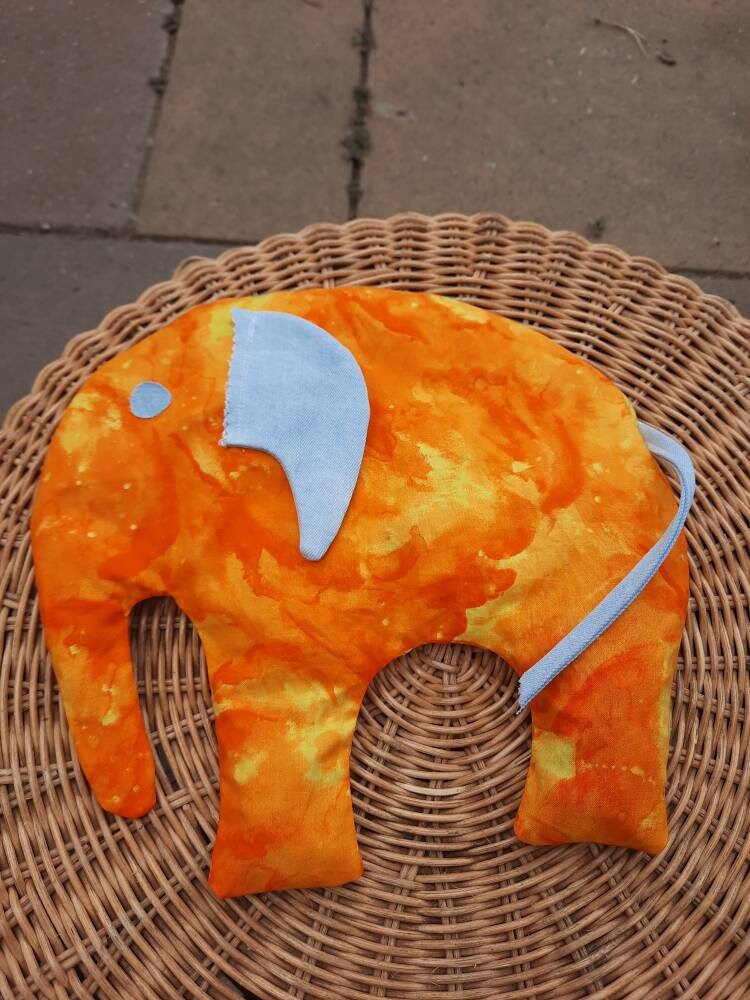 Wärmekissen, Kirschkernkissen, Kühlkissen Wärmekissen, Kirschkernkissen, Kühlkissen von Fleissigeelfen