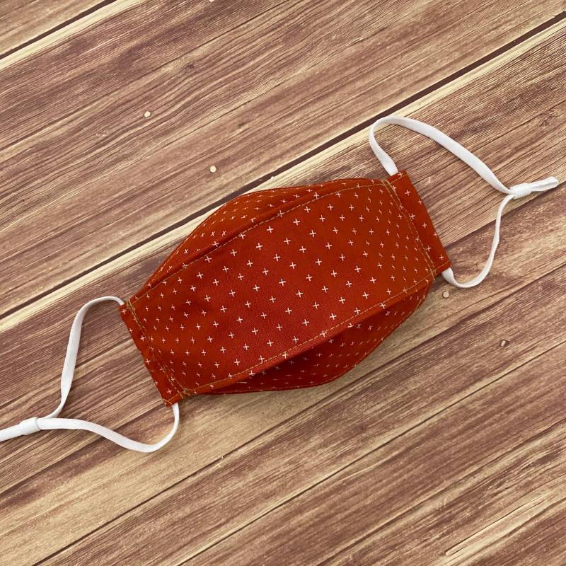 Rost Orange Mini Cross Print Baumwolle 3-D Gesichtsmaske von Floralandleaves
