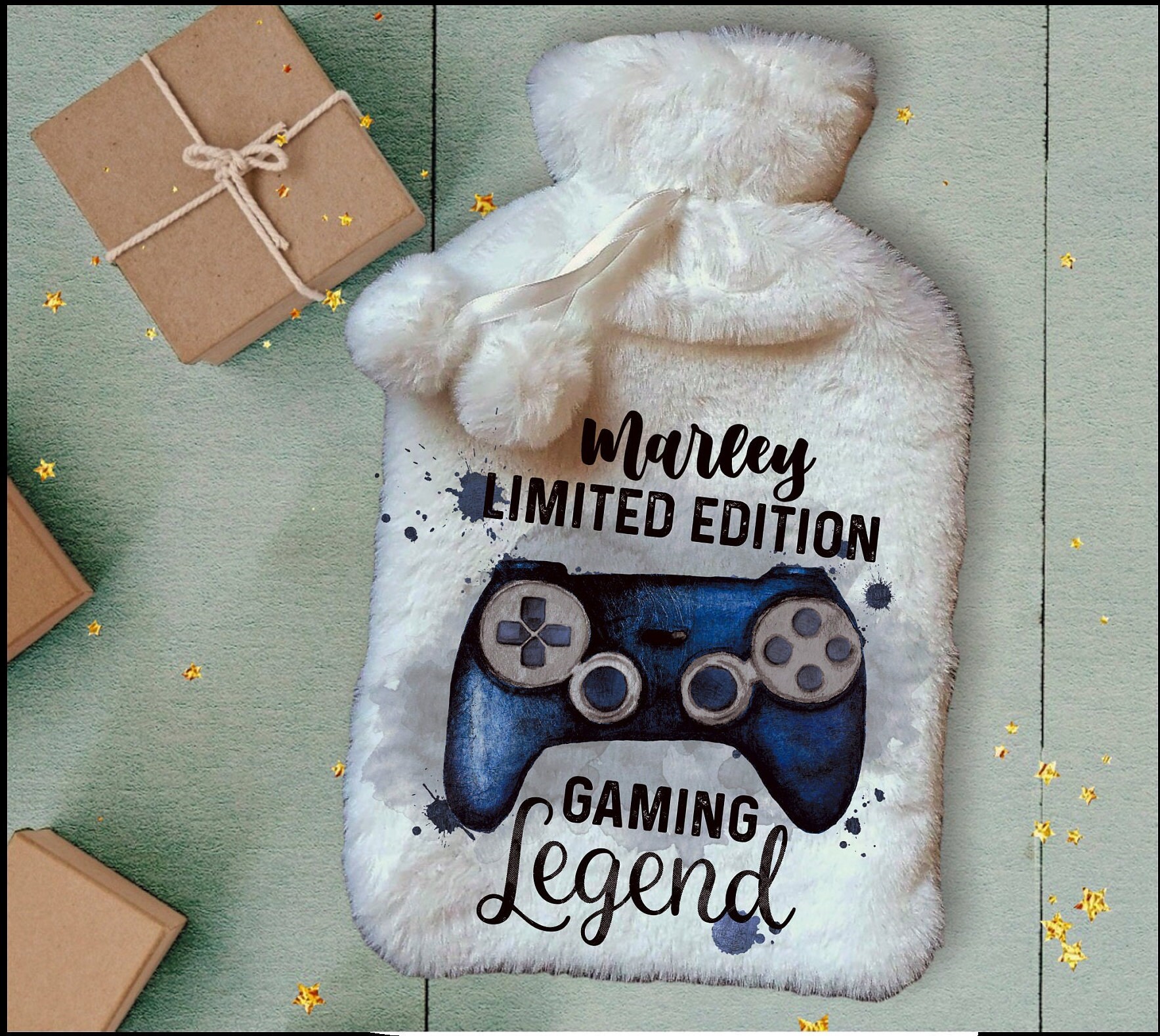 Personalisierte Wärmflasche, Gamer Design Gaming Legend Deluxe Fluffy Cover Personalisierte Wärmflasche, Gamer Design Gaming Legend Deluxe Fluffy Cover von Forgetmeknotwales