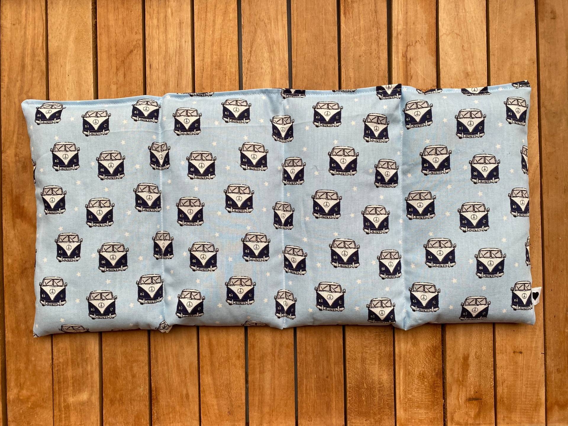 Körnerkissen Gr. M Blau Bulli/Hawaii-Print Wärmekissen Rapskissen Körnerkissen Gr. M Blau Bulli/Hawaii-Print Wärmekissen Rapskissen von FraeuleinMina