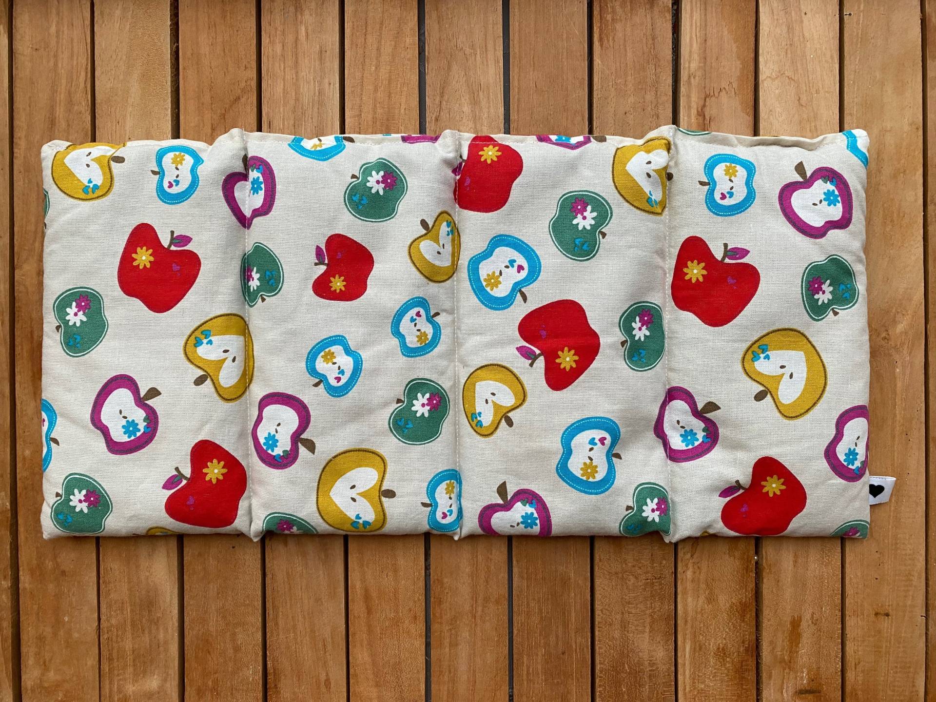 Wärmekissen Rapskissen Gr M Bunte Äpfel Wärmekissen Rapskissen Gr M Bunte Äpfel von FraeuleinMina