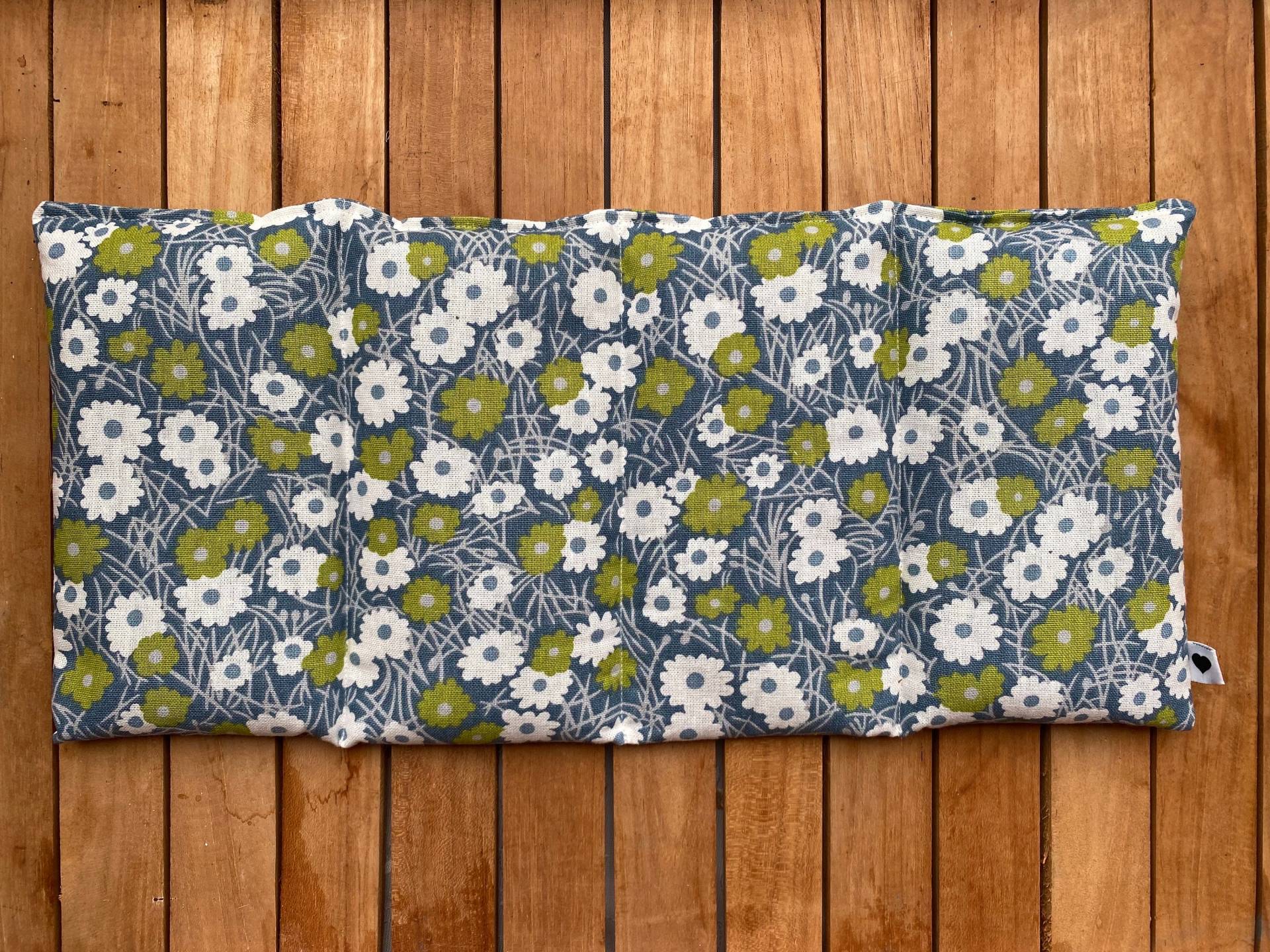 Wärmekissen Rapskissen Gr M Körnerkissen Grün/Blau Blumen Wärmekissen Rapskissen Gr M Körnerkissen Grün/Blau Blumen von FraeuleinMina