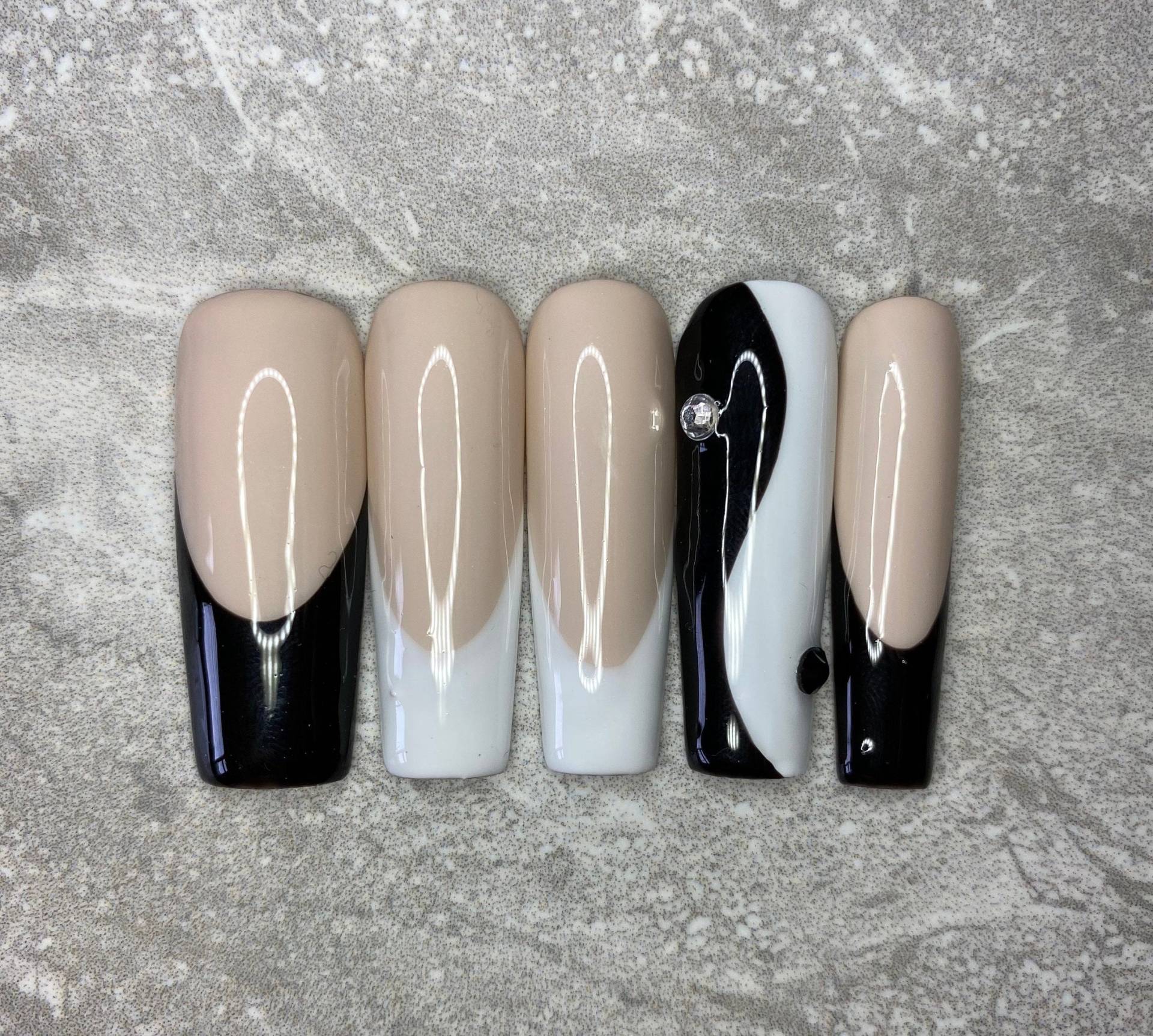 Ying Und Yang Nägel Ying Und Yang Nägel von FrsehFancyNails