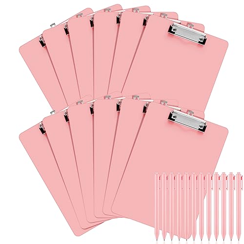 Fulmoon 12 Sets rosa Kunststoff-Klemmbretter enthalten 12 Stück schwarze Tinte, rosa Stifte, leicht, Standard-A4, Klemmbrett mit Stifthalter, flaches Profil, für Krankenschwestern, Woche, Lehrer, Arzt Fulmoon 12 Sets rosa Kunststoff-Klemmbretter enthalten 12 Stück schwarze Tinte, rosa Stifte, leicht, Standard-A4, Klemmbrett mit Stifthalter, flaches Profil, für Krankenschwestern, Woche, Lehrer, Arzt von Fulmoon