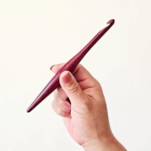 Furls Häkelnadel, Purpleheart Streamline, Holzhäkelnadeln, 17,8 cm (4,00 mm G) von Furls Crochet