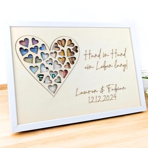 Geldgeschenk Hochzeit - Personalisiertes Holz Herz - Einzigartiges Hochzeitsgeschenk für Brautpaar oder Geschenk Freundin Geburtstagsgeschenk - Text und Datum auswählbar - Bilderrahmen Geldgeschenk Hochzeit - Personalisiertes Holz Herz - Einzigartiges Hochzeitsgeschenk für Brautpaar oder Geschenk Freundin Geburtstagsgeschenk - Text und Datum auswählbar - Bilderrahmen von G U T H E Lifestyle