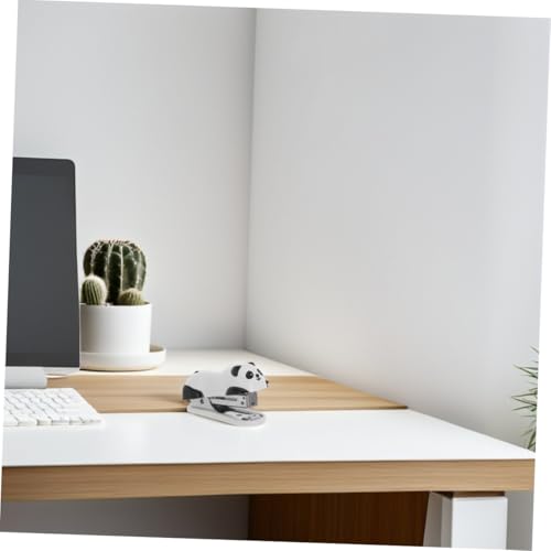 GALPADA 3 Stück Mini Panda Heftgerät Kompakter Handhefter mit Integriertem Heftklammerentferner Niedliches Büromaterial für Schule Büro Zuhause Platzsparend Praktisch für Lehrer von GALPADA