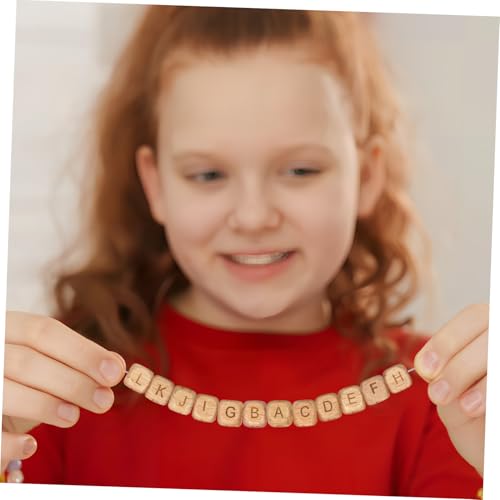 GARIOUANS 260 Stk. Teiliges Beech Wood Alphabet Beads Quadratische Buchstabenperlen aus Natürlichem Buchenholz für Schmuckherstellung Diy Projekte Kinderbasteln Kompatibel mit Verschiedenen von GARIOUANS