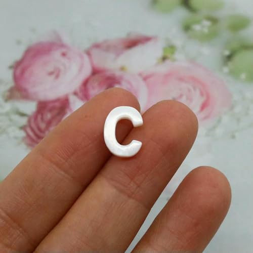 Natürliche Buchstaben-Perlen aus Perlmutt, Muschel, weiß, unregelmäßig, AZ 26, Alphabet-Charms, Perlen, DIY-Schmuckzubehör für Freunde, C, 5 Stück, 12 mm Natürliche Buchstaben-Perlen aus Perlmutt, Muschel, weiß, unregelmäßig, AZ 26, Alphabet-Charms, Perlen, DIY-Schmuckzubehör für Freunde, C, 5 Stück, 12 mm von GJUYTD