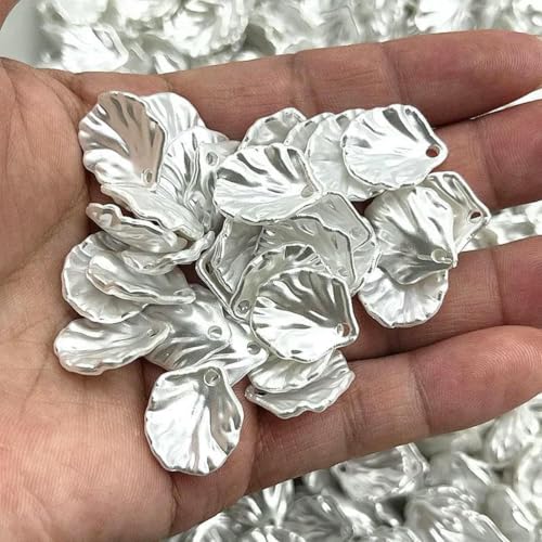 Neue 30 Stück 15 x 17 mm Muschelimitat-Acrylperlen, Blütenblätter, Blätter, Charm für DIY-Halsketten, Ohrringe, Anhänger, Schmuckherstellung, 100–30 Stück von GJUYTD