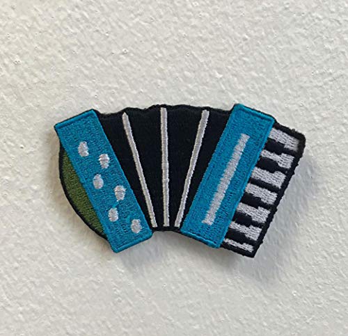 Akkordeon-Musik-Liebhaber-Instrumentenkunst-Abzeichen zum Aufbügeln oder Aufnähen. Akkordeon-Musik-Liebhaber-Instrumentenkunst-Abzeichen zum Aufbügeln oder Aufnähen. von GK