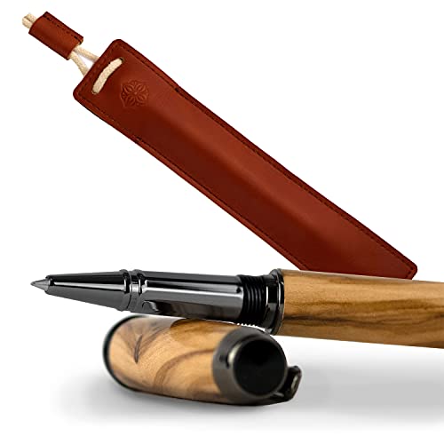 GLUTHOLZ Handgefertigter Kugelschreiber AUTOR aus Holz (OLIVE) mit Lederetui ROST | Edles Geschenkset aus Tintenroller + Etui | Das perfekte Luxusgeschenk Made in Germany von GLUTHOLZ