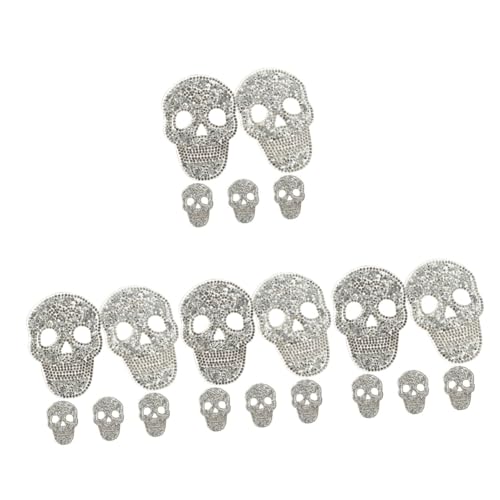 Gadpiparty 20 Stück Silberne Schädel Strass Patches zum Aufbügeln mit Hot Melt Rückseite Bestickte Applikationen zum Nähen und Dekorieren von Kleidung Taschen Schuhen DIY Textil Zubehör von Gadpiparty