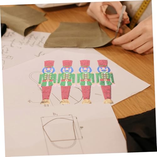 Gadpiparty 4 Stück Teiliges Bestickte Holzsoldat Patches Niedliche Nutcracker Applikationen zum Aufnähen DIY Kleidung Verzierung Einfache Befestigung für Jacken Taschen Hüte von Gadpiparty