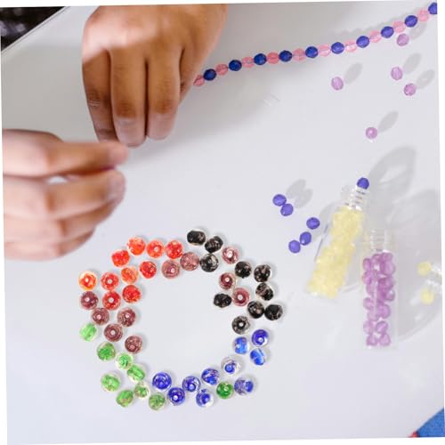 Gatuida 50 Stück Glasperlen mit Nachtleuchteffekt Leuchtende Rundperlen für Diy Schmuckherstellung Bunte Spacer Perlen in Blau Schwarz Grün Rot Lila für Halsketten Armbänder und Ohrringe von Gatuida