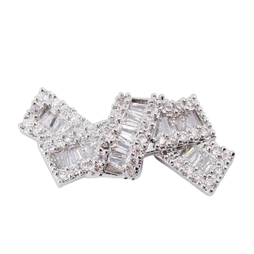 Zarte Zirkonnagelzauber Schimmernde Bogenherz Und Schmetterlingsketten Für Modische Maniküre Nagelgoldzauber von Geavonyg