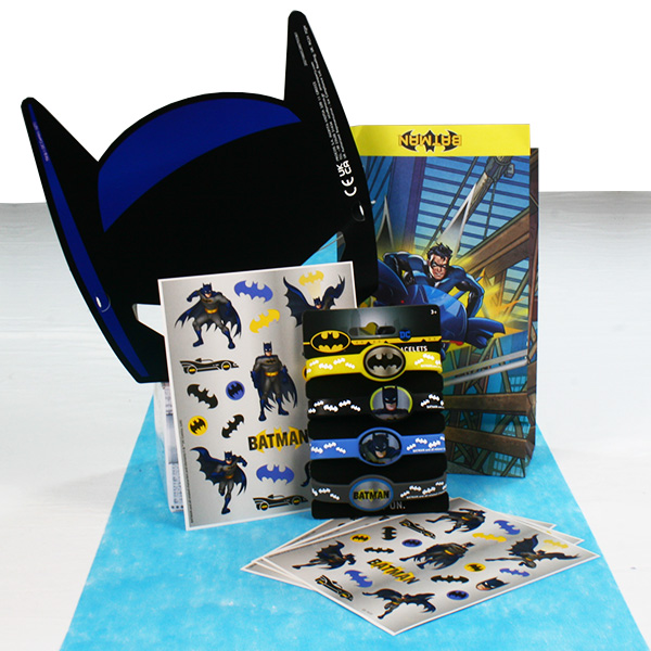 Batman Mitgebselset, 10-tlg. mit Maske, Armbändern, Sticker & Tütchen Batman Mitgebselset, 10-tlg. mit Maske, Armbändern, Sticker & Tütchen von Geburtstagsfee