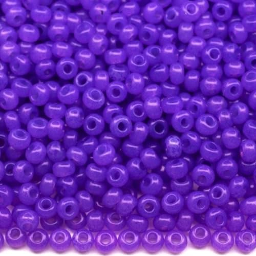 10/0 02623 Tschechische Glasperlen Rocailles Lila Alabaster - Solgel gefärbt Verpackung 2250 Stück Gewicht 25 Gramm Perlen Größe 2,3 mm Zum Perlensticken und Herstellen von Schmuck von Generic