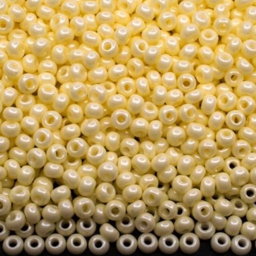 10/0 16286 Tschechische Glas-Rocailles Rocailles, gelbe Kreide - Perle, 4500 Stück, 50 g von Generic