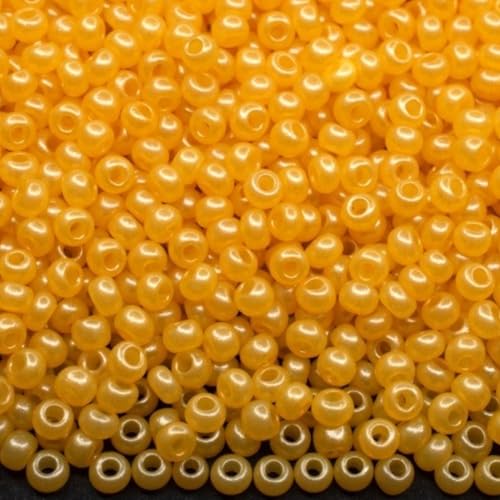 10/0 17986 Tschechische Glasperlen Rocailles Gelb Alabaster - Perle Verpackung 2250 Stück Gewicht 25 Gramm Perlen Größe 2,3 mm Zum Perlensticken und Herstellen von Schmuck von Generic