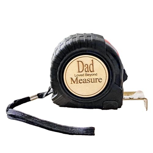 Maßband – Geschenk zum Maßband, Maßband für den Vatertag | Geschenk für Papa | Messwerkzeug graviert mit bedeutungsvollen Worten mit bedeutungsvollen Worten Maßband – Geschenk zum Maßband, Maßband für den Vatertag | Geschenk für Papa | Messwerkzeug graviert mit bedeutungsvollen Worten mit bedeutungsvollen Worten von Generic
