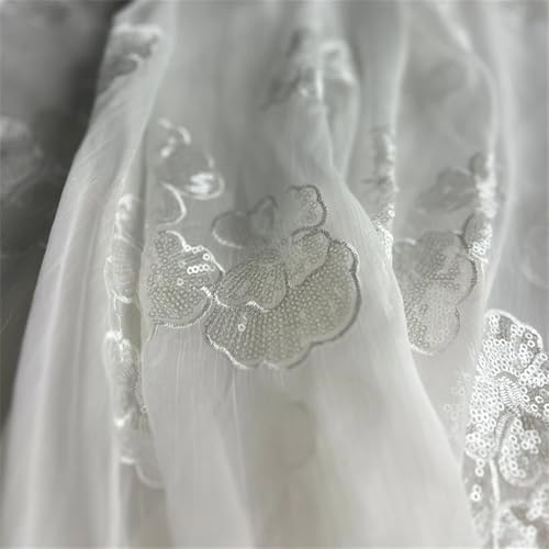 Weißer geknitterter Georgette-Stoff mit Blumenmuster, Pailletten-Stickerei, für Hochzeitskleid, Kleid, Rock, Hose, Designmaterial, Weiß, 1 m lang, # 200 g Weißer geknitterter Georgette-Stoff mit Blumenmuster, Pailletten-Stickerei, für Hochzeitskleid, Kleid, Rock, Hose, Designmaterial, Weiß, 1 m lang, # 200 g von Generic