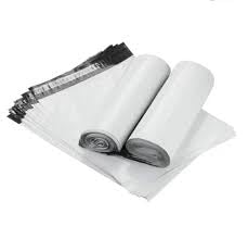 Versandtaschen, selbstklebend, 20 x 35 cm, 100 Stück, weiß, wasserdicht und robust, recycelter Kunststoff, Versandtaschen für Kleidung, Geschenke, Verpackungen und Verpackungen, S 20 x 35 cm Versandtaschen, selbstklebend, 20 x 35 cm, 100 Stück, weiß, wasserdicht und robust, recycelter Kunststoff, Versandtaschen für Kleidung, Geschenke, Verpackungen und Verpackungen, S 20 x 35 cm von Genérico