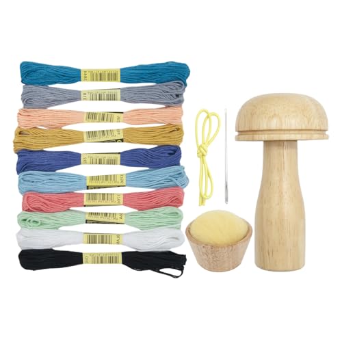 Mushroom Danner Repair Set mit Garn und Häkelnadel, nützlich zum Reparieren von Fäden und elastischen Bändern, Hüten, Schals und mehr. Zwei gerillte Holzhüte von Générique