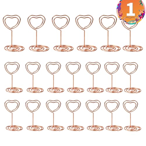 Tischnummernhalter – Tischkartenhalter | Drahtkammerhalter | Kleine Herzform für Lebensmitteletiketten | Kleine Tischkartenhalter für Centerpieces, Partys Dekoration | Metallplatz-Kartenständer Tischnummernhalter – Tischkartenhalter | Drahtkammerhalter | Kleine Herzform für Lebensmitteletiketten | Kleine Tischkartenhalter für Centerpieces, Partys Dekoration | Metallplatz-Kartenständer von Générique