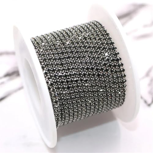 9,1 m Rolle Glaskristall-Strasssteine mit silberfarbener Basis, Cup-Kette zum Aufkleben von Kleidertaschen und Hochzeitskleid-Dekorationen 9,1 m Rolle Glaskristall-Strasssteine mit silberfarbener Basis, Cup-Kette zum Aufkleben von Kleidertaschen und Hochzeitskleid-Dekorationen von Generisch