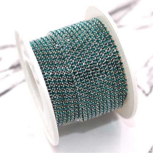9,1 m Rolle Glaskristall-Strasssteine mit silberfarbener Basis, Cup-Kette zum Aufkleben von Kleidertaschen und Hochzeitskleid-Dekorationen 9,1 m Rolle Glaskristall-Strasssteine mit silberfarbener Basis, Cup-Kette zum Aufkleben von Kleidertaschen und Hochzeitskleid-Dekorationen von Generisch