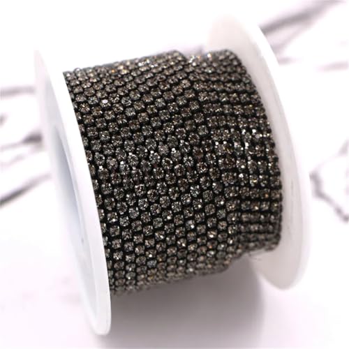 9,1 m Rolle Glaskristall-Strasssteine mit silberfarbener Basis, Cup-Kette zum Aufkleben von Kleidertaschen und Hochzeitskleid-Dekorationen 9,1 m Rolle Glaskristall-Strasssteine mit silberfarbener Basis, Cup-Kette zum Aufkleben von Kleidertaschen und Hochzeitskleid-Dekorationen von Generisch