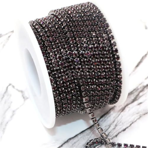 9,1 m Rolle Glaskristall-Strasssteine mit silberfarbener Basis-Cup-Kette zum Aufkleben von Kleidertaschen und Hochzeitskleid-Dekorationen 9,1 m Rolle Glaskristall-Strasssteine mit silberfarbener Basis-Cup-Kette zum Aufkleben von Kleidertaschen und Hochzeitskleid-Dekorationen von Generisch