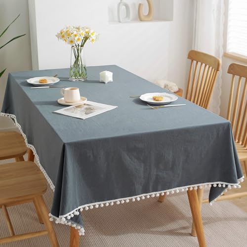 Rechteckige Tischdecke, 140 x 180 cm, dunkelgrau, waschbar, Leinen-Tischdecke mit Pompons, schmutzabweisend, Esstischdekoration, stilvolle Heimdekoration Rechteckige Tischdecke, 140 x 180 cm, dunkelgrau, waschbar, Leinen-Tischdecke mit Pompons, schmutzabweisend, Esstischdekoration, stilvolle Heimdekoration von Generisch