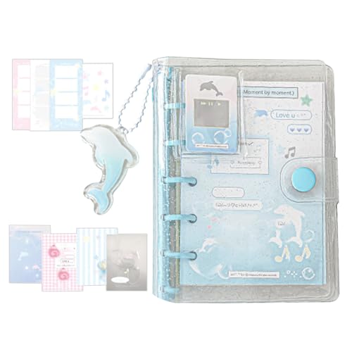 Scrapbook Zubehör Set | Taschenjournal A6 Notizbuch | mit Haftnotizen Aufkleber Karten und Charm 70 Seiten transparentes Notizbuch für Jugendliche Basteln Reisen Hochzeitserinnerungen Schule Scrapbook Zubehör Set | Taschenjournal A6 Notizbuch | mit Haftnotizen Aufkleber Karten und Charm 70 Seiten transparentes Notizbuch für Jugendliche Basteln Reisen Hochzeitserinnerungen Schule von Generisch