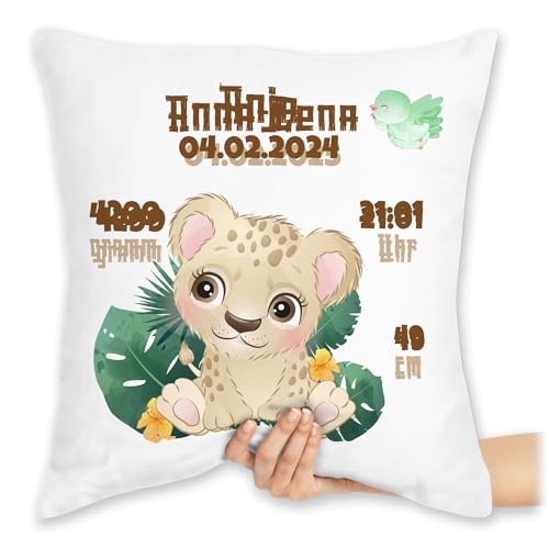 Kissen 40x40 Zierkissen - Zur Geburt - Geburtsgeschenk Löwin Datum Gewicht Uhrzeit Größe - 40 x 40 cm - Weiß - personalisierte Babygeschenk neugeboren Baby geburtskissen Neugeborene Geschenke von Geschenk mit Namen personalisiert by Shirtracer