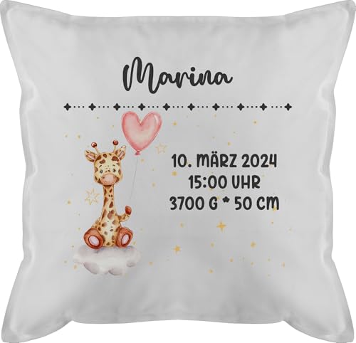 Kissen 50x50 - Geburtsgeschenk Giraffe Datum Uhrzeit Gewicht Größe I Geschenk zur Geburt personalisiert - 50 x 50 cm - Weiß - neugeborenes mädchen geburtskissen personalisierte Baby Giraffen von Geschenk mit Namen personalisiert by Shirtracer