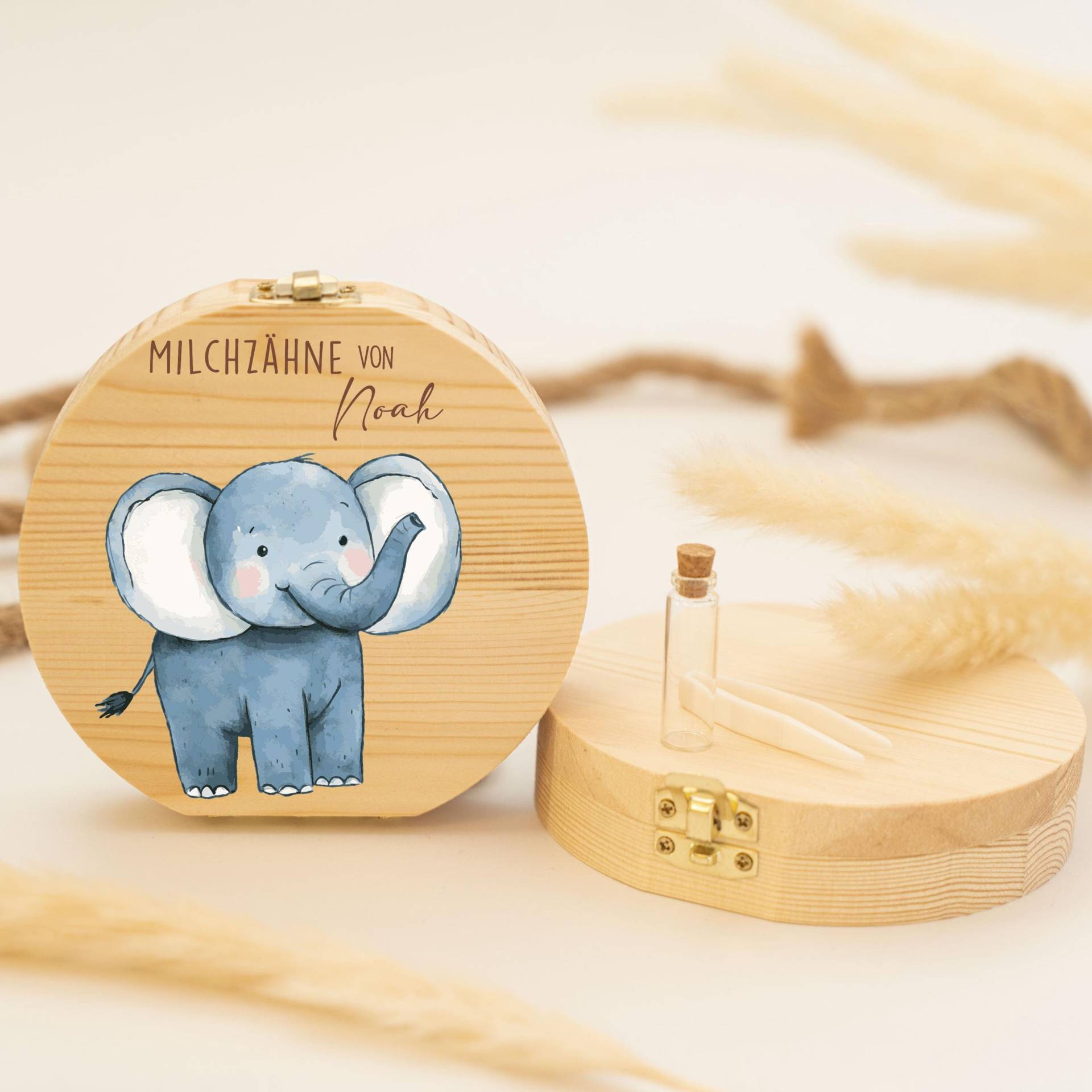 Personalisierte Zahndose Mit Elefantenmotiv | Holz Erinnerungsbox Für Milchzähne Geschenk Zur Taufe & Geburt, Milchzähne, Zahnfee Personalisierte Zahndose Mit Elefantenmotiv | Holz Erinnerungsbox Für Milchzähne Geschenk Zur Taufe & Geburt, Milchzähne, Zahnfee von GeschenkeFabrikShop