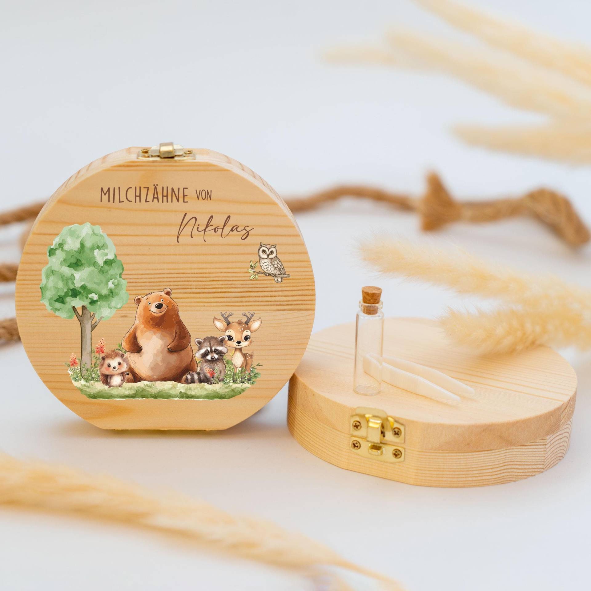 Personalisierte Zahndose Mit Waldtier-Motiv | Holz Erinnerungsbox Für Milchzähne Geschenk Zur Taufe & Geburt, Milchzähne, Zahnfee Personalisierte Zahndose Mit Waldtier-Motiv | Holz Erinnerungsbox Für Milchzähne Geschenk Zur Taufe & Geburt, Milchzähne, Zahnfee von GeschenkeFabrikShop