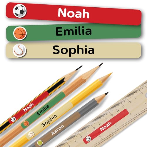 Personalisierte Namensaufkleber Schule (75 Stück) – Sport Motive Aufkleber – Wasserfeste Sticker für Kinder, Selbstklebende Etiketten für Schulmaterial, Flaschen & Brotdosen – Namensaufkleber Stifte von GiveSmiles
