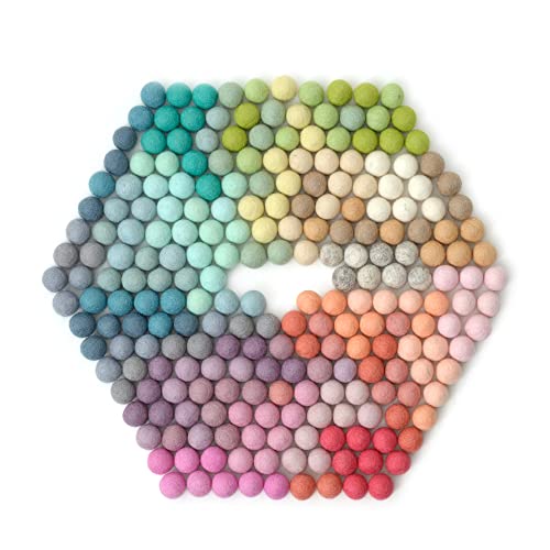 Glaciart One Filz-Pompons, Wollfilzkugeln (240 Stück), 1,5 cm – 1,5 cm, handgefertigt, gefilzt, 30 Pastellfarben (grün, rosa, blau, gelb und mehr), Großpackung kleiner Puff zum Filzen und Girlanden von Glaciart One