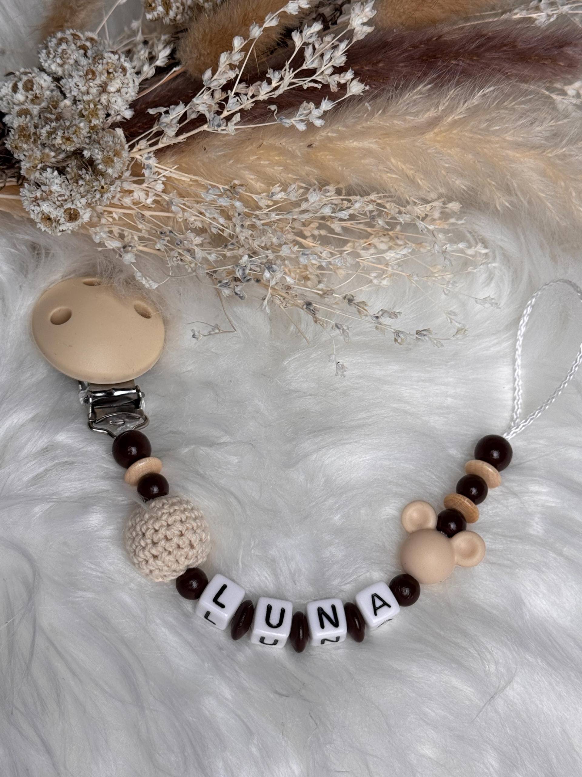 Schnullerkette Mit Namen, Schwarz Gelb, Fußball, Geschenkidee, Babyparty, Personalisiert Schnullerkette Mit Namen, Schwarz Gelb, Fußball, Geschenkidee, Babyparty, Personalisiert von GlamAccessoires