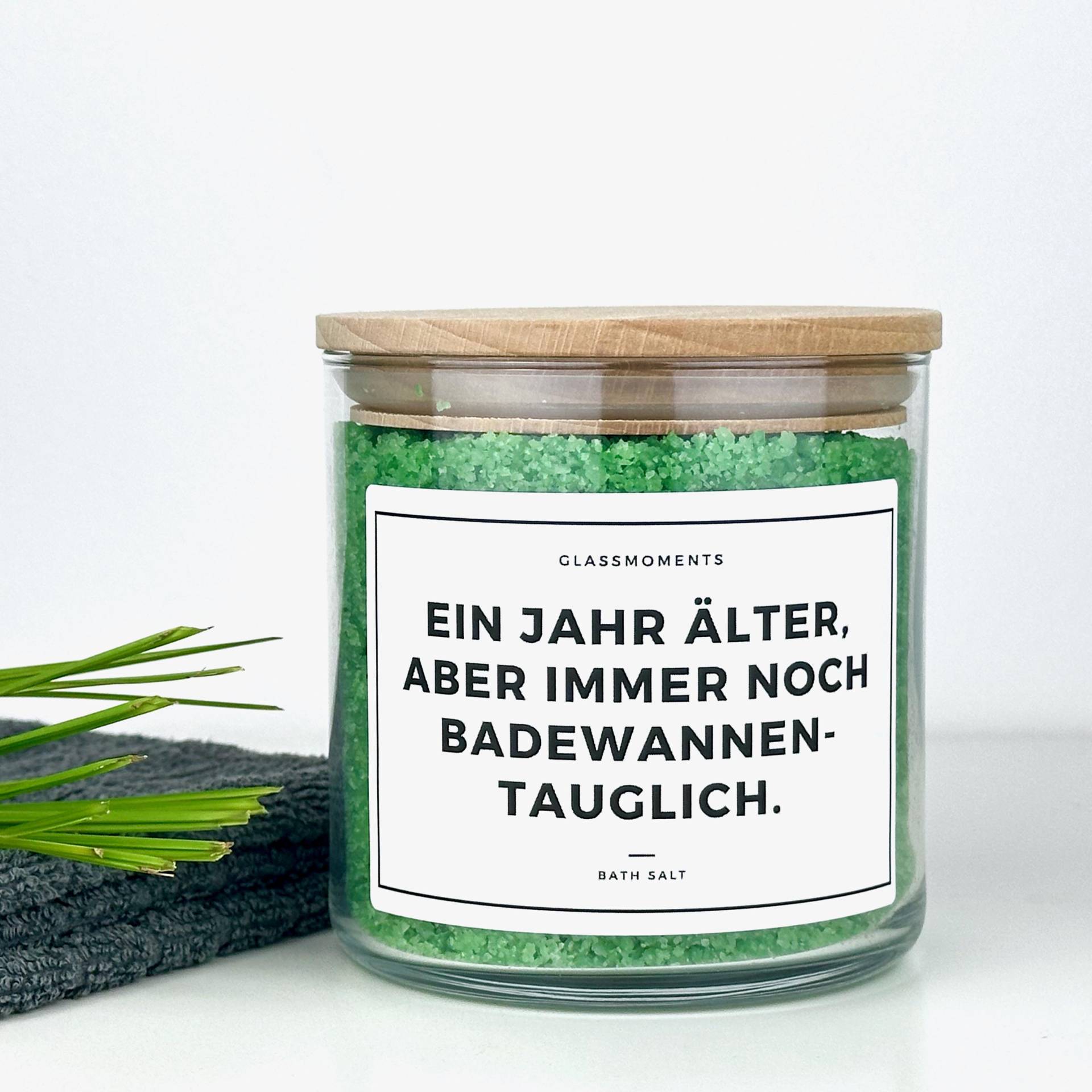 Badesalz Behälter Mit Lustigem Spruch | Glas, Holzdeckel Lustiges Geschenk Geburtstag Mutter Vater Oma Opa Badewanne Freundin Deko Bad Badesalz Behälter Mit Lustigem Spruch | Glas, Holzdeckel Lustiges Geschenk Geburtstag Mutter Vater Oma Opa Badewanne Freundin Deko Bad von GlassMomentsDE