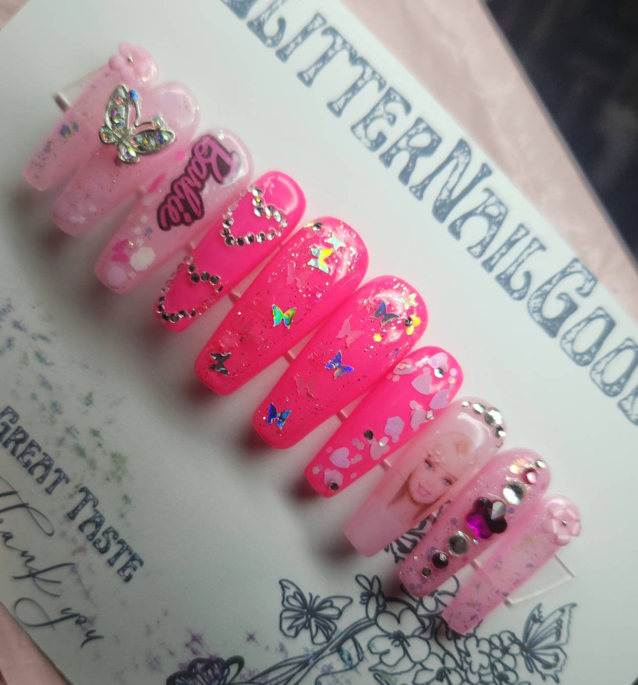 Pink Barbie Press On Nails, Glitzer, Schmetterling, Blumen, Hot Pink, Lange Nägel, 90S, Y2K, Maniküre, Geschenkidee, Chrom von GlitterNailGoods