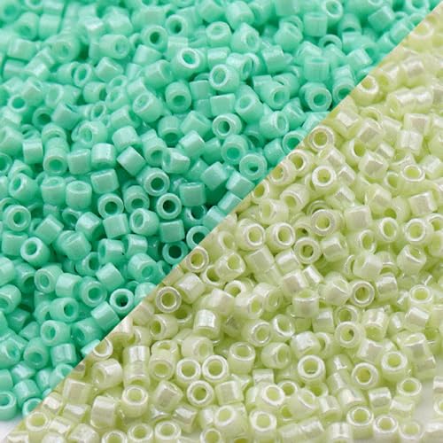 Glasperlen in verschiedenen Farben, 2 mm, klein, glänzend, lose Abstandshalter, für Bastelarbeiten, Perlen, Grün, 2 Packungen à 1600 Stück von Globellapro