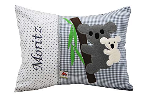 Glückspilz Namenskissen Babykissen I Koala I mit Namen personalisiert I Geschenk zu Geburt, Taufe oder Geburtstag I Grau I 25 x 35 cm Glückspilz Namenskissen Babykissen I Koala I mit Namen personalisiert I Geschenk zu Geburt, Taufe oder Geburtstag I Grau I 25 x 35 cm von Glückspilz-Shop