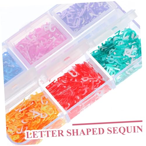 Gogogmee 1 Schachtel Fächer Box Buchstaben Nail Art Sequins Bunte Buchstaben Nageldekoration DIY Party Nail Sticker Vielseitig für Nägel Handy Hüllen Karten Valentinstag von Gogogmee