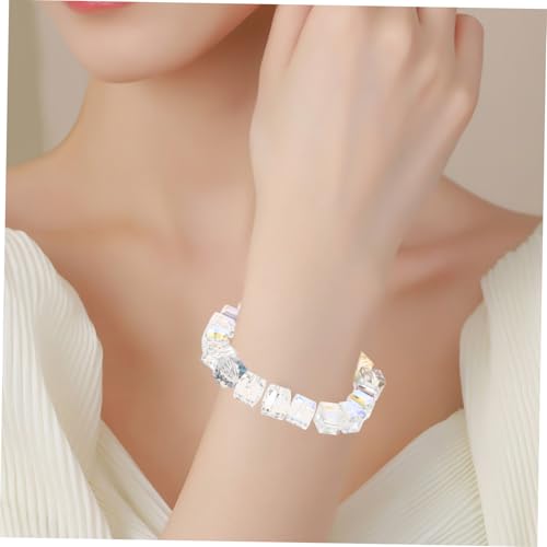 Gogogmee 100 Stück Quadratische Glasperlen Transparente Kristallwürfel zum Auffädeln DIY Schmuckherstellung Facettierte Spacer Perlen für Armbänder Halsketten Anhänger Vielseitige von Gogogmee