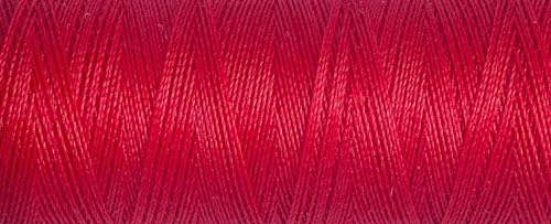 Gutermann Nähgarn aus Polyester, Rot, 5.5 x 4 x 4 cm, 1000 Gutermann Nähgarn aus Polyester, Rot, 5.5 x 4 x 4 cm, 1000 von Gütermann