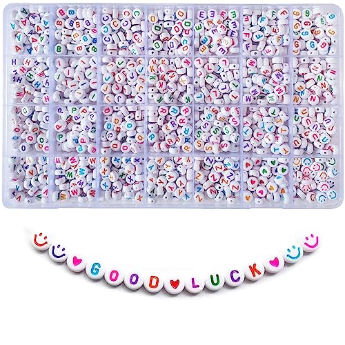 Gxadwzy 1400 Stück Buchstabenperlen 4x7mm Buchstaben A bis Z Herzperlen und Smiley Perlen Bunt für Armbänder Halsketten Schmuck(Mehrfarbig) von Gxadwzy